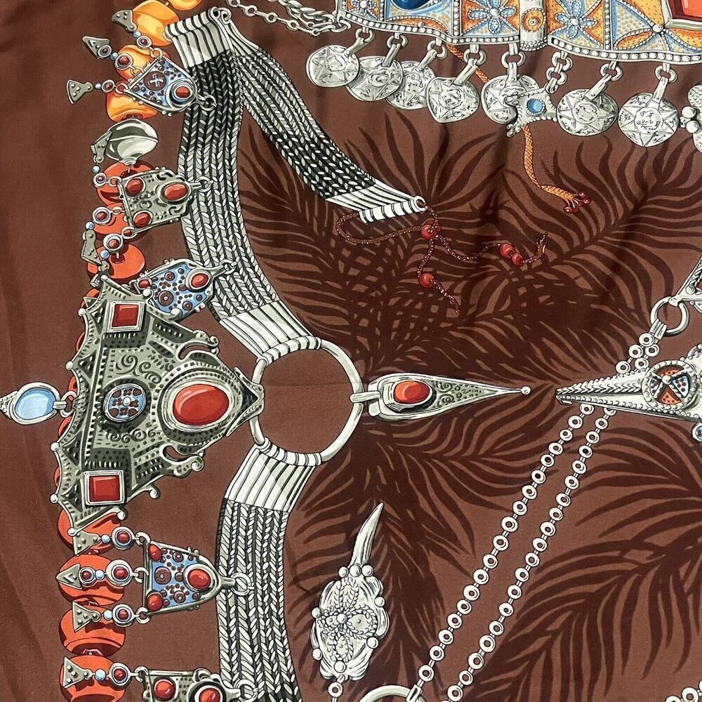 Hermès Carré 90 Terres Precieuses Silk Scarf Brown Hand Rolled France - Picture 11 of 15